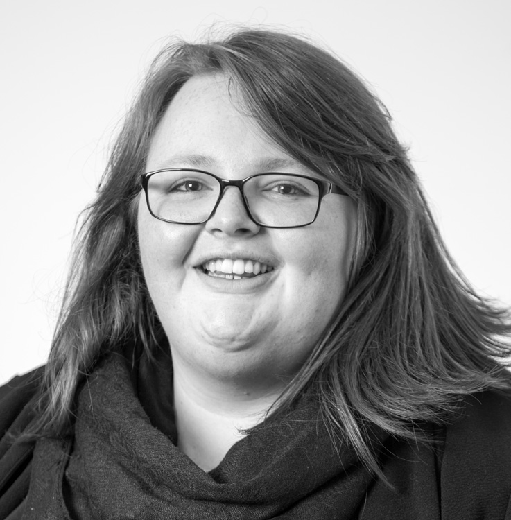 https://www.hazeltonmountford.co.uk/app/uploads/2022/02/ellieJones.jpg