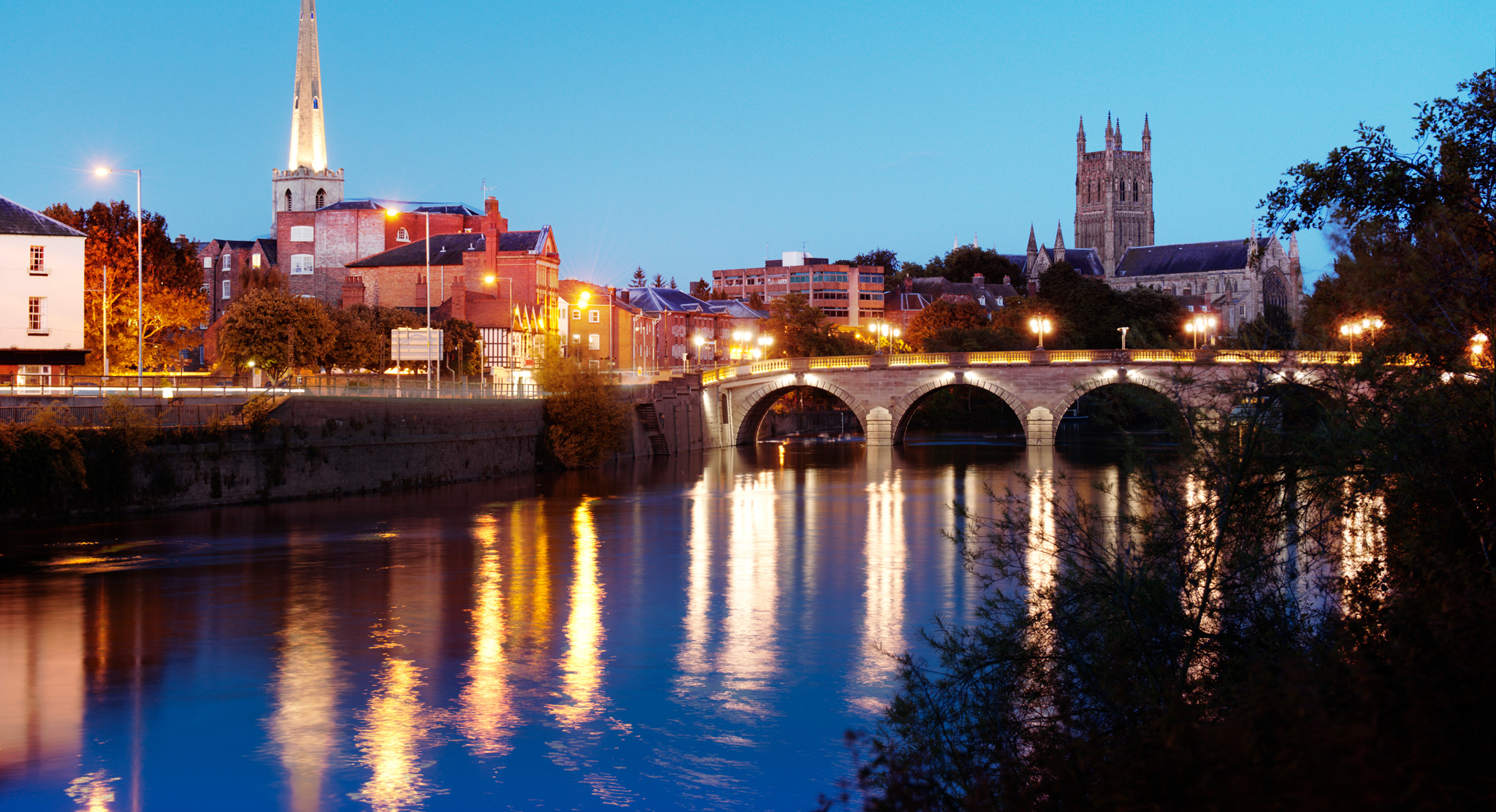 https://www.hazeltonmountford.co.uk/app/uploads/2023/10/Worcester-Night.jpg